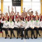 vorne Meisterinnen TS Wolfurt hinten Junioren TS Wolfurt 2000_jpg-1351423436