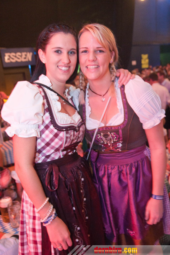12136206.jpg