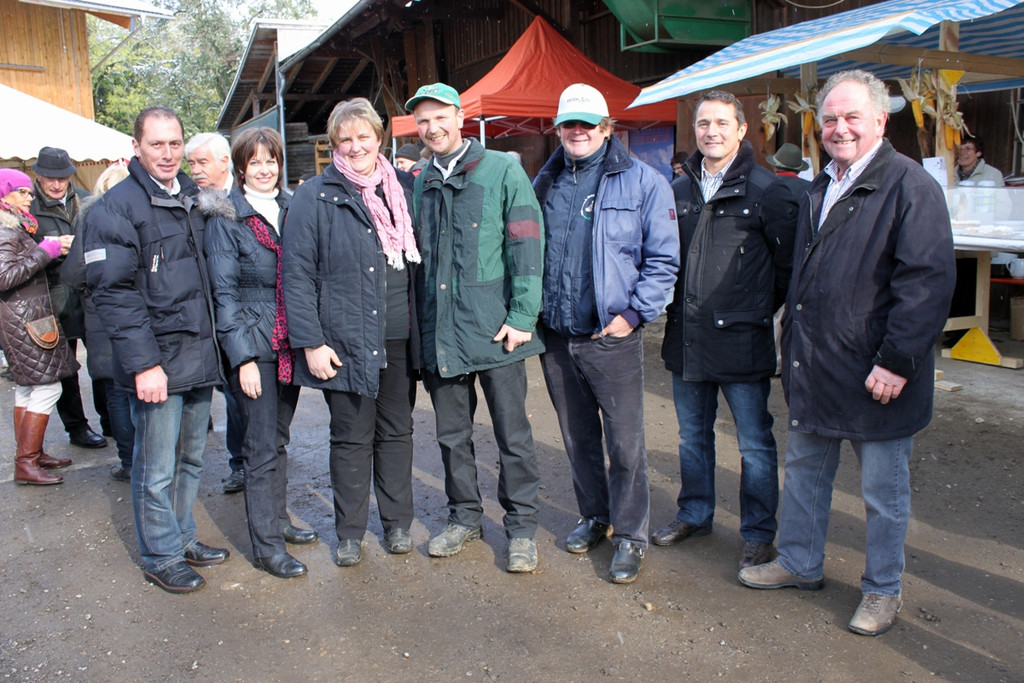 Faisst Offener Hof Fest 28-10-2012 _1__jpg-1352019458