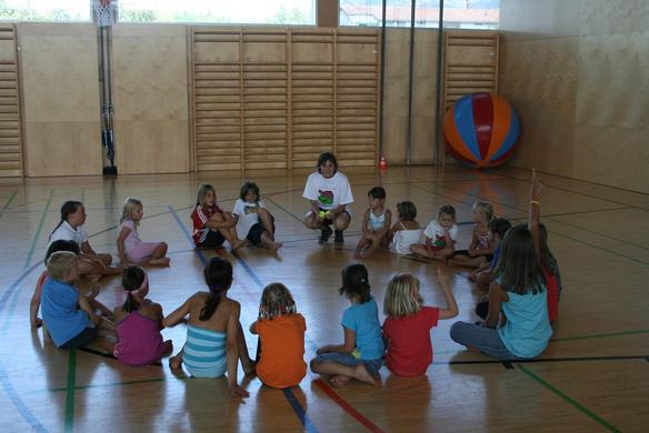 schoolisoutrankweil4.jpg