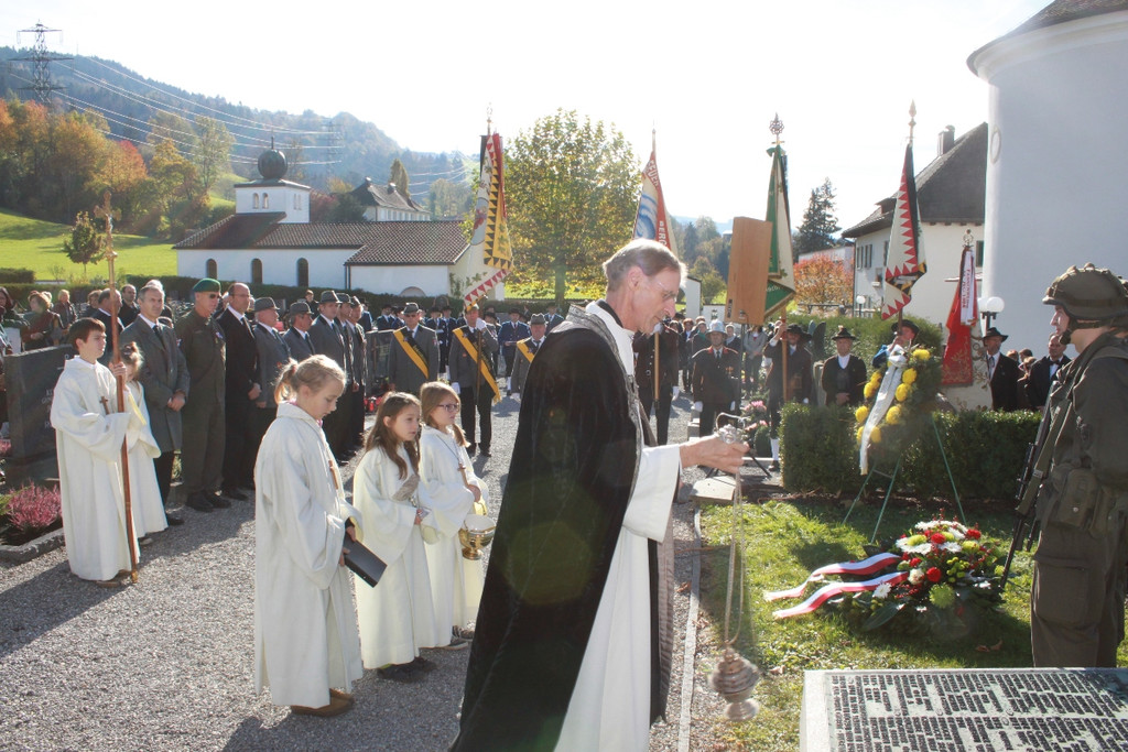 Seelensonntag Kriegerdenkmal 2012 _20__jpg-1352047172