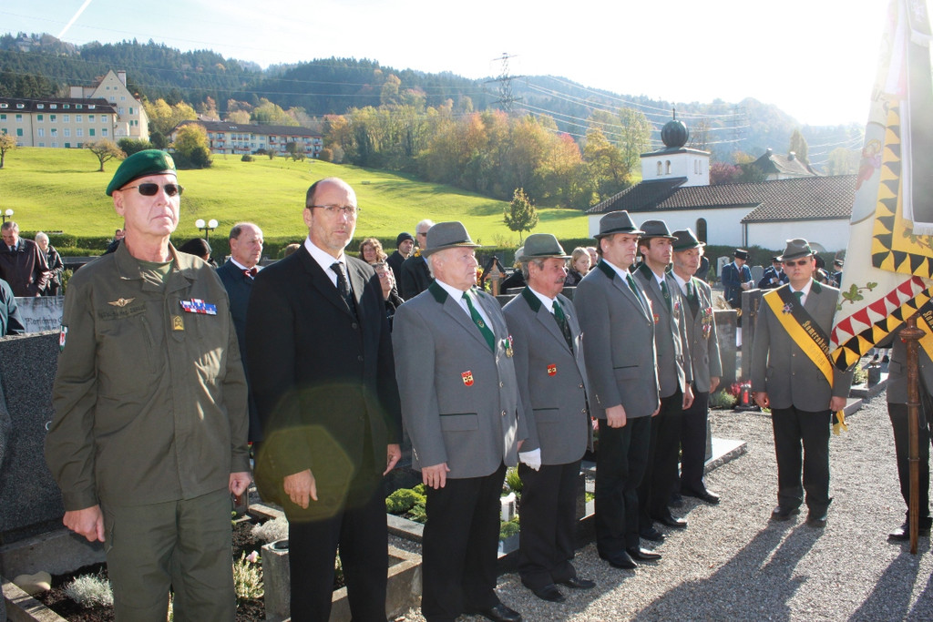Seelensonntag Kriegerdenkmal 2012 _24__jpg-1352047193
