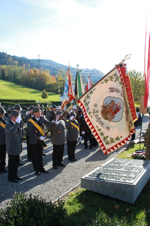 Seelensonntag Kriegerdenkmal 2012 _25__jpg-1352047198