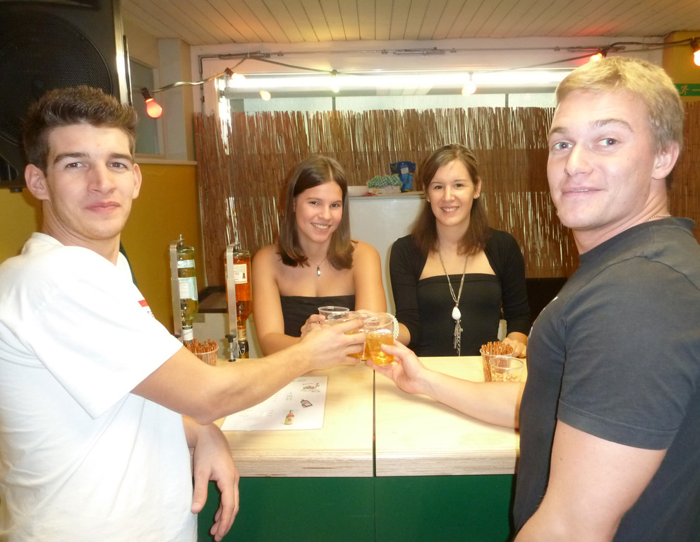 Auner9Bar_jpg-1352060742