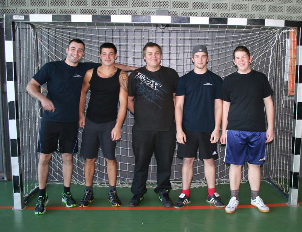 Auner19Feagar_jpg-1352060839