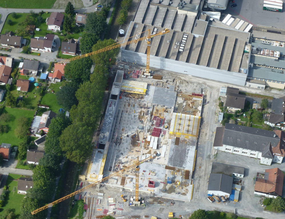 Bau1e __jpg-1352192942