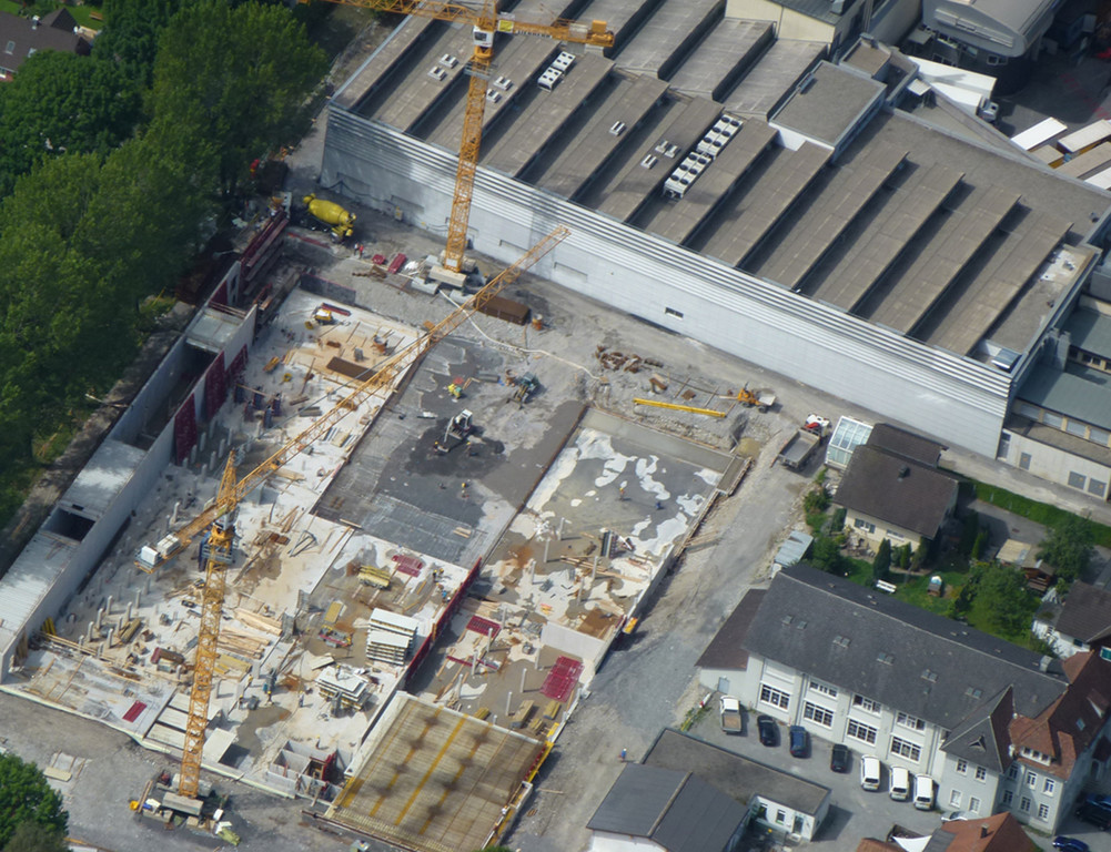 Bau1e_jpg-1352192949