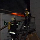 Feuerwehr löschte nächtlichen Containerbrand in Brunn am Gebirge
