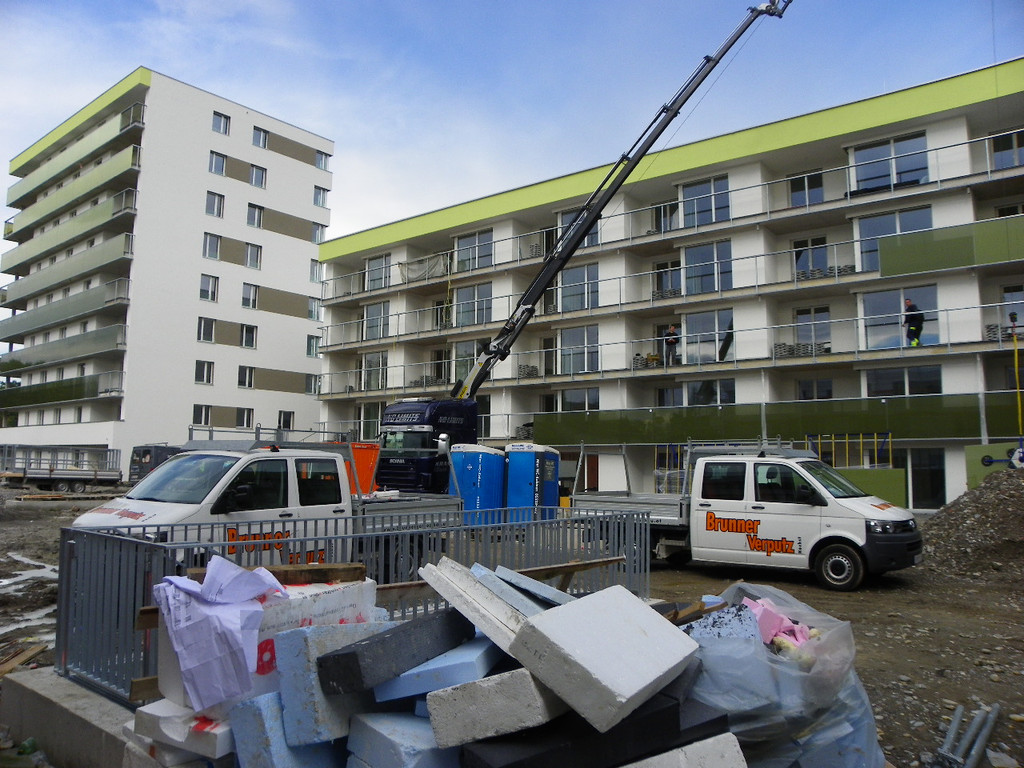 116_2855_JPG-1352418035