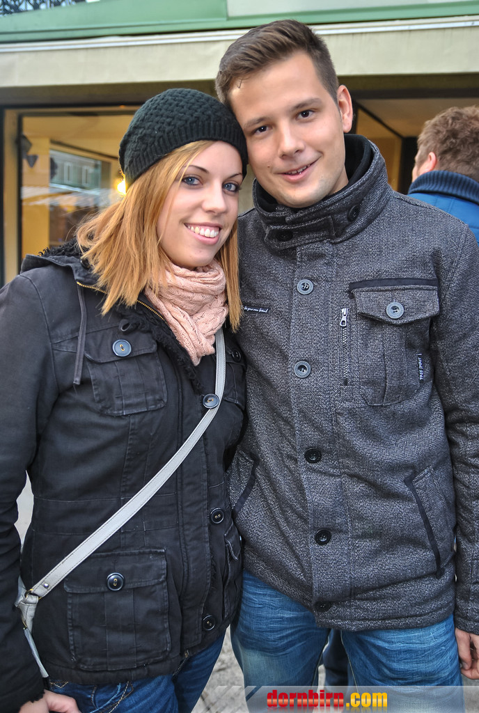 12207447.jpg