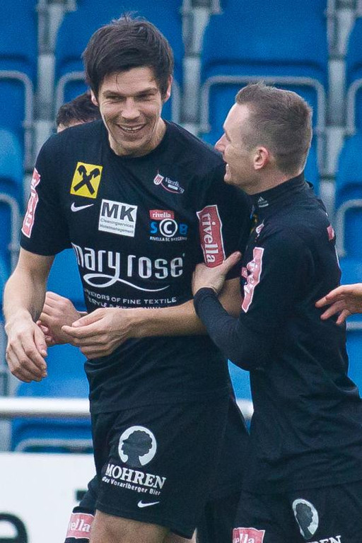 file67fqo1s2rjoasdembv2_jpg-1352578489