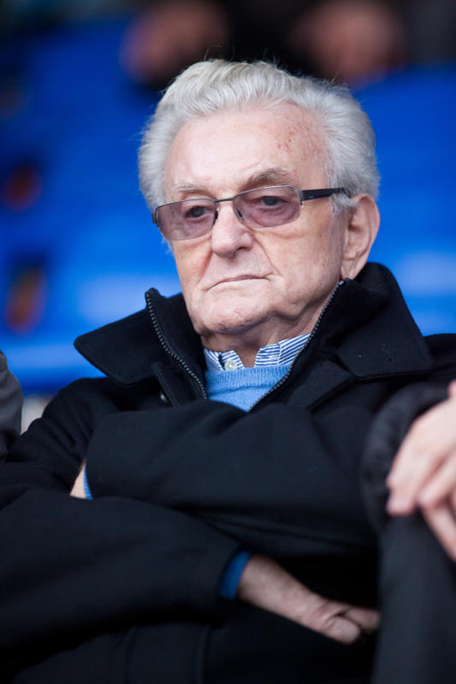 file67froyog7f4om1yqbv2_jpg-1352578784