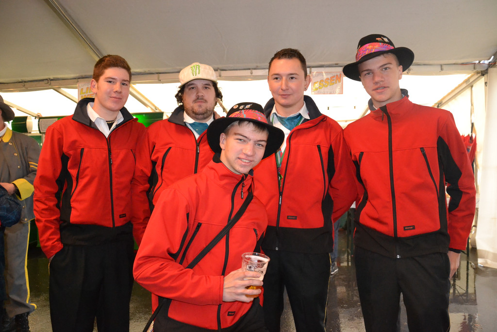 Lumpamusik G__tzis_VHotz _2__JPG-1352644557