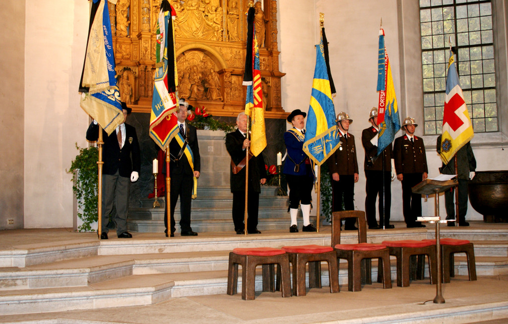 # Titelbild_JPG-1352647291