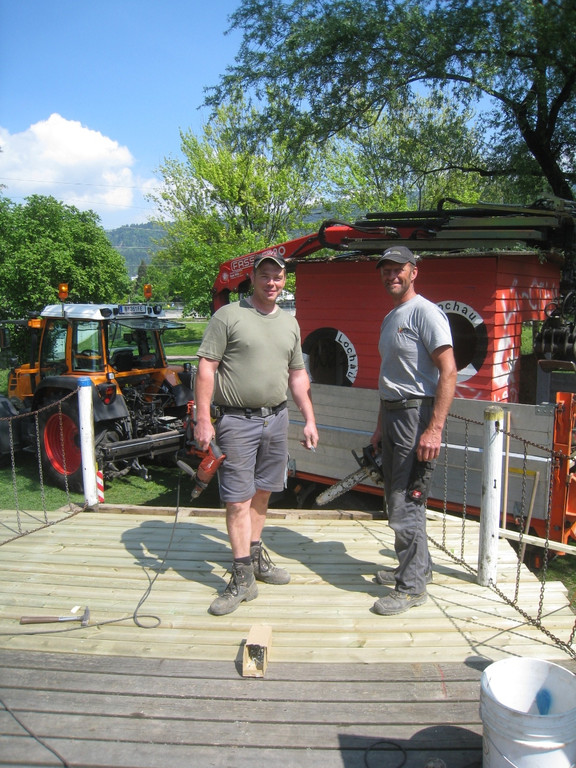 Spielplatz Reparatur Fessler 2012 _5__jpg-1352660841