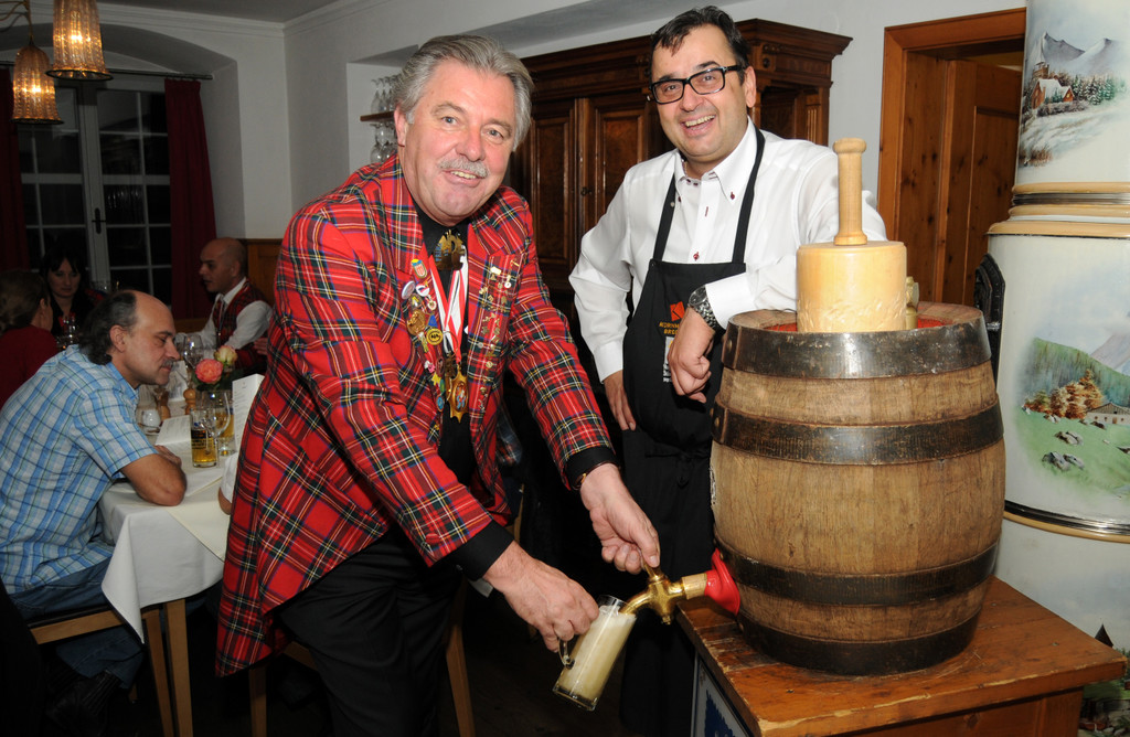 Alt- _ Neuprinzen 10-11-2012 46_jpg-1352716003