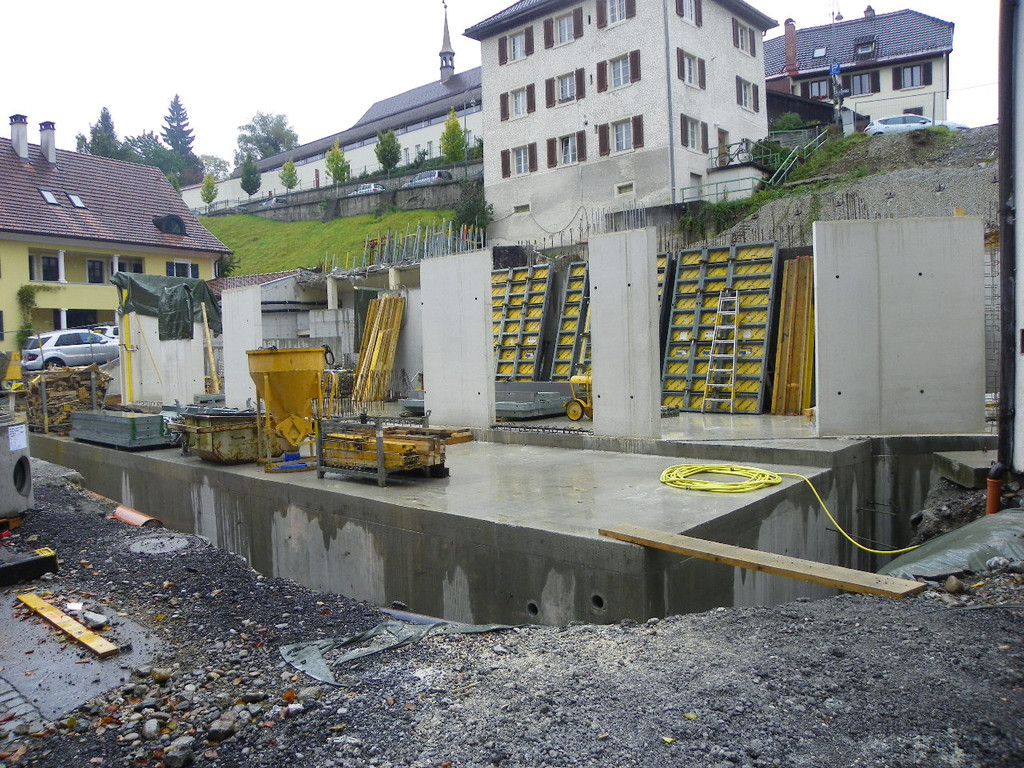 116_3264_JPG-1352760185