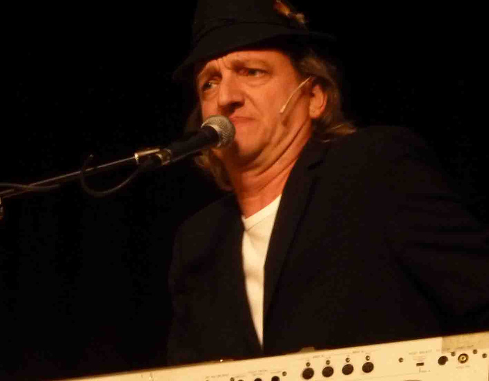 MUndart16k_jpg-1352761727