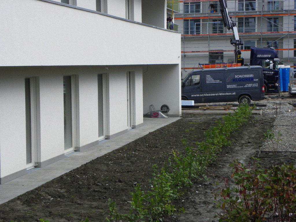 116_2841_JPG-1352764126