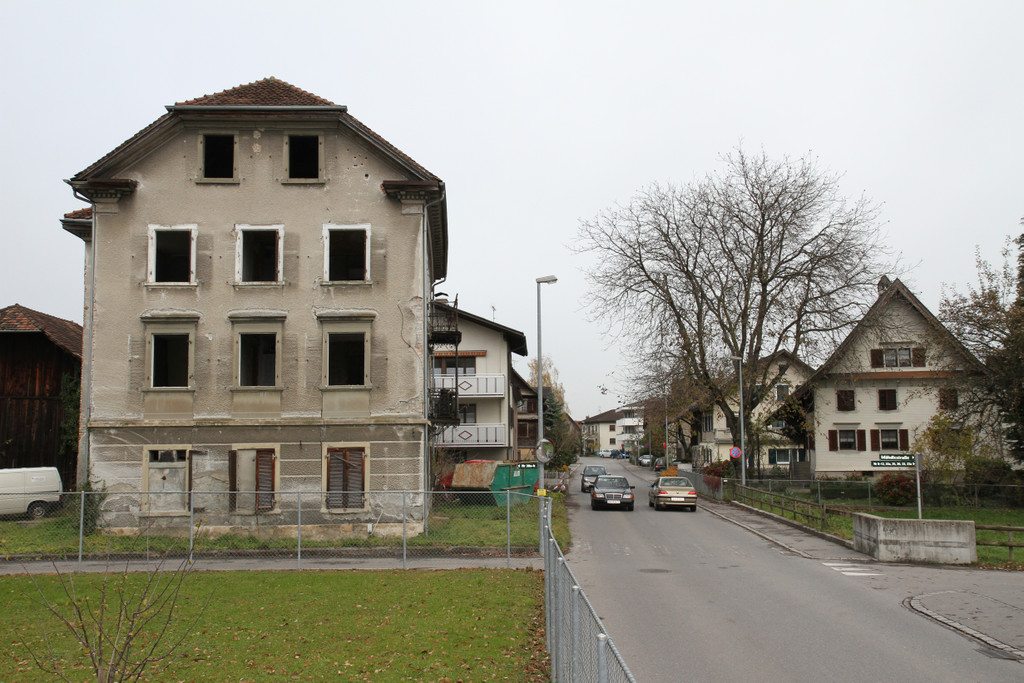 6Holz36_AbbruchI_jpg-1352962035