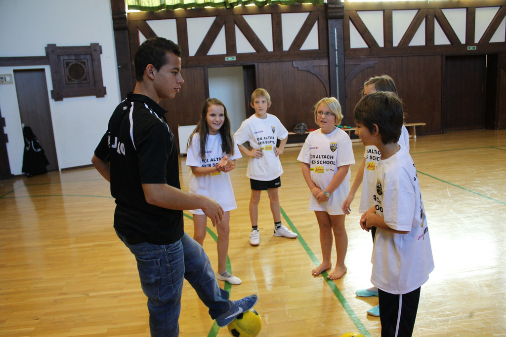Fu__ballaktion Schule Ludesch 014_JPG-1353009724