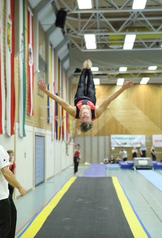 tumbling junioren_jpg-1353268410