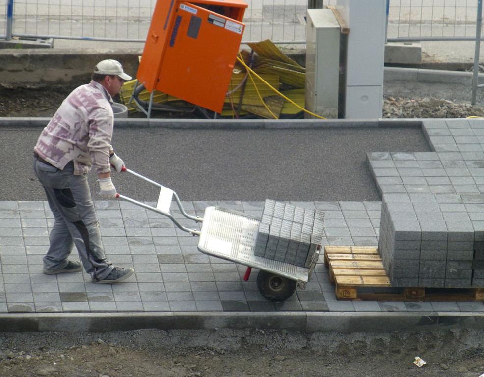 Inhaus3a_jpg-1353403914