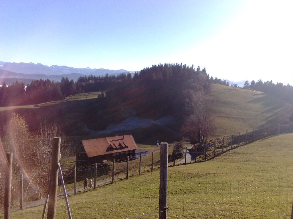 20112012704_jpg-1353440918