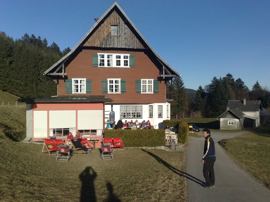 20112012708_jpg-1353440930