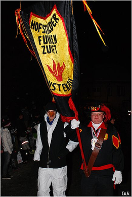 20100212_nachtumzug_bezau_100_bwn.JPG