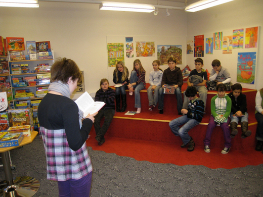Buecherei Besuch 2010 _16_.jpg