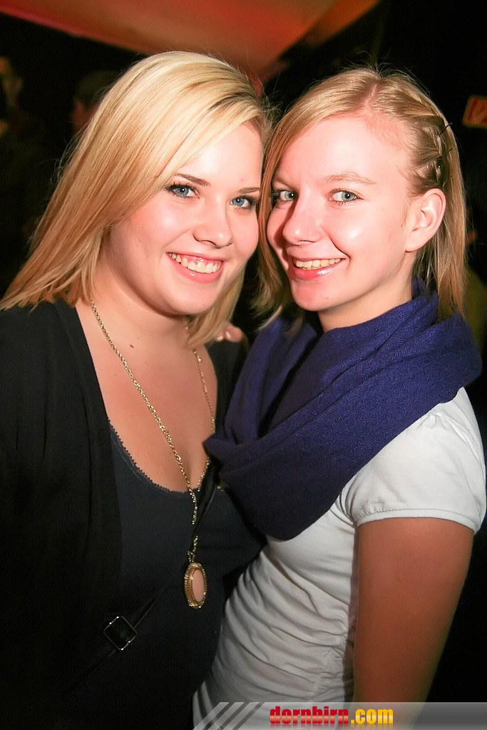 12246406.jpg