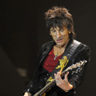 2012-11-25T221238Z_703564276_GM1E8BQ0H7R01_RTRMADP_3_BRITAIN-STONES.JPG