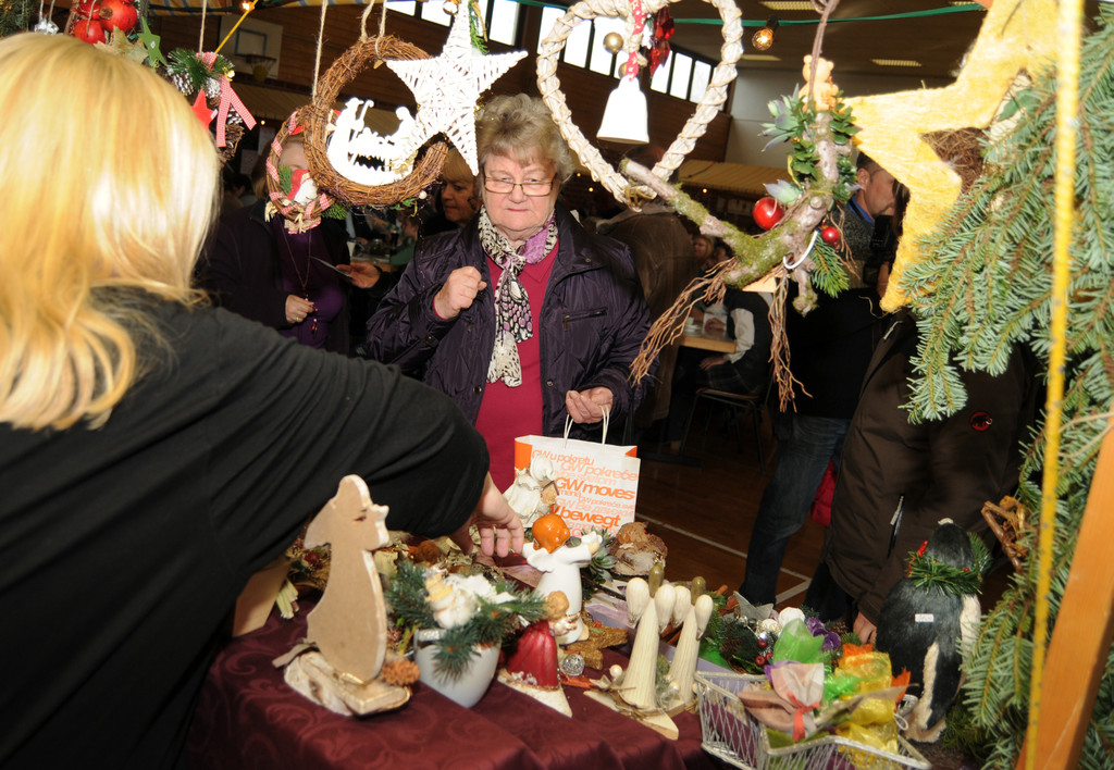 Adventmarkt Fu__ach 25-11-2012 58_jpg-1353941158