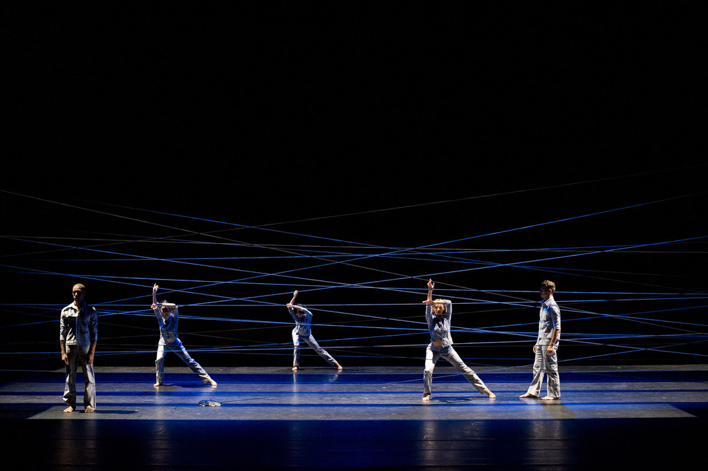 Inquieto 2_jpg-1354015193