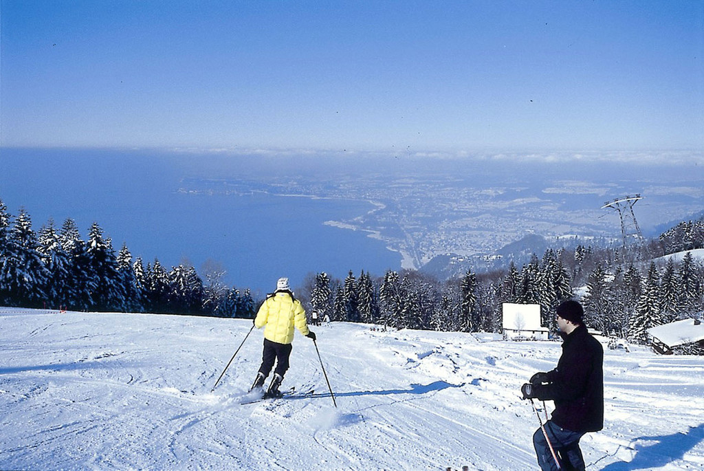 Skifahrern_Blick_See_jpg-1354016486