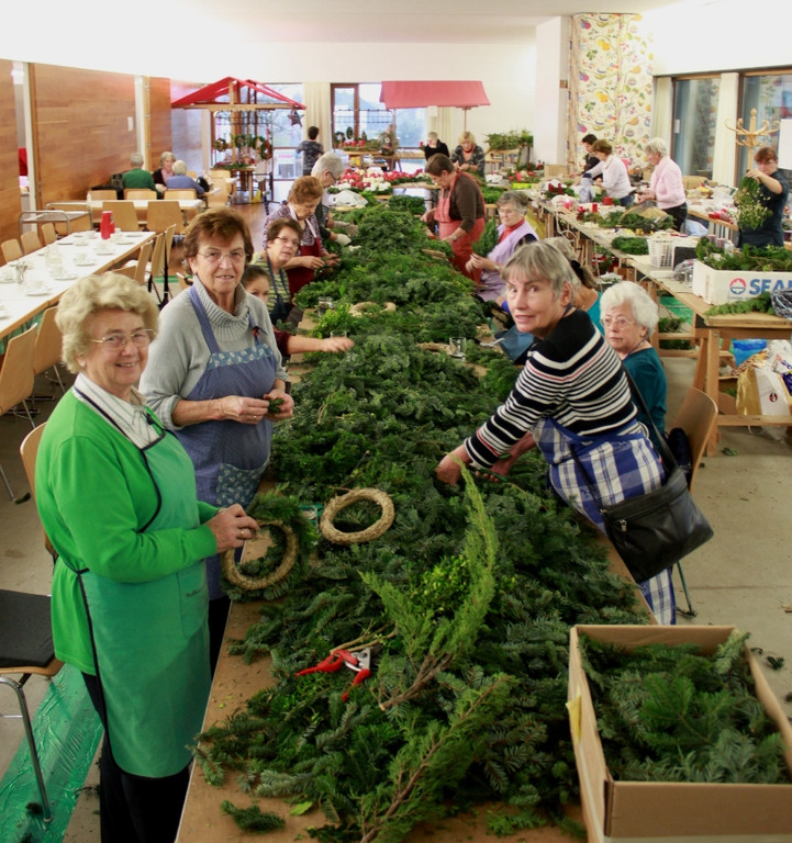 Adventkranzwoche Pfarre 27-11-2012 _11__jpg-1354031548