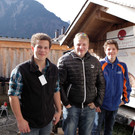 Johannes Hager mit Kollegen am Pizzaofen_jpg-1354119744