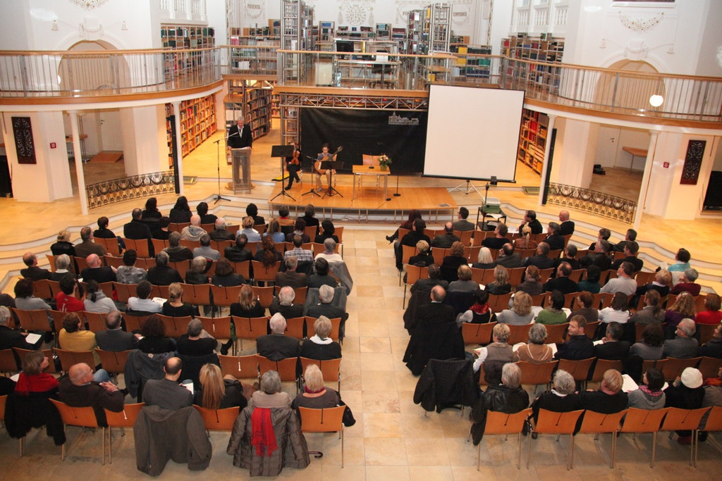 KOE_Buchpr__sentation Rheticus-Kinderdorf 13_jpg-1354190669
