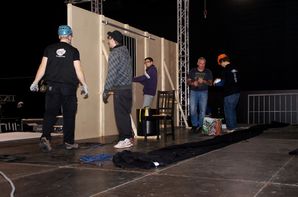 Aufbau B__hne 04_JPG-1354271285