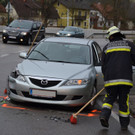 B18: Zwei Verletzte bei Unfall im Bezirk Neunkirchen