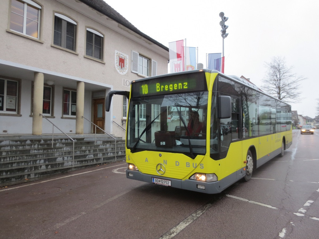 Landbus Symbolfotos Gemeindeamt 2012 _4__jpg-1354309821