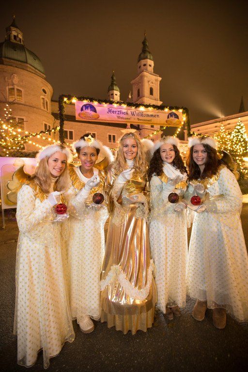 Christkind_Team_2012.jpg