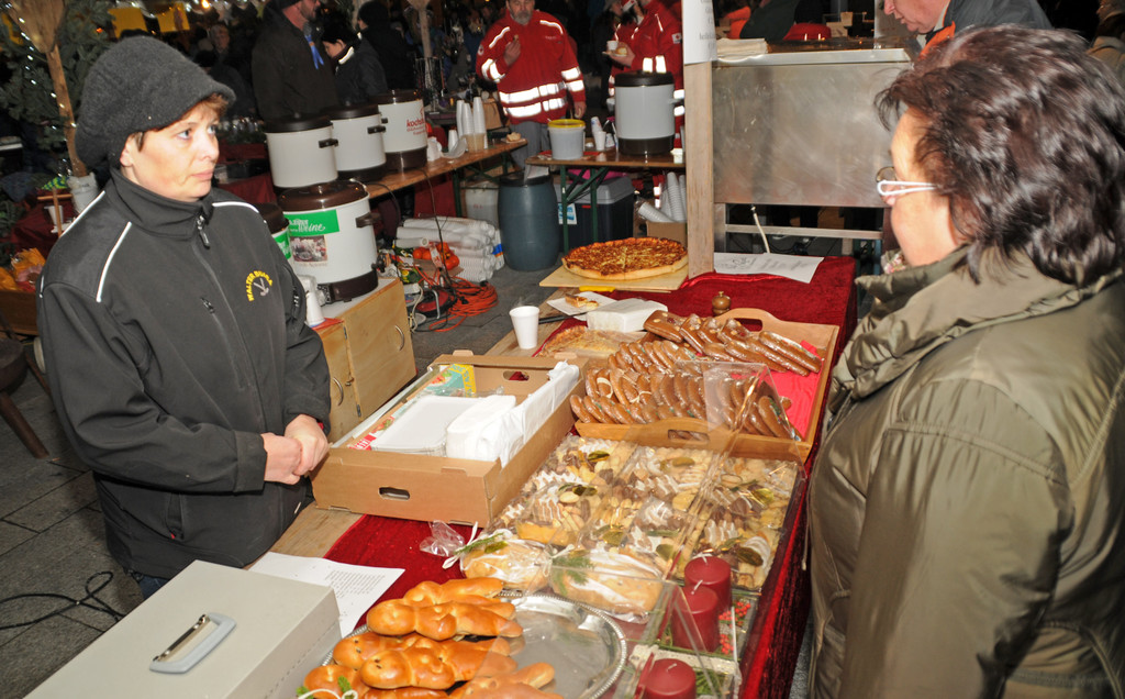 Adventmarkt H__chst 01-12-2012 38_jpg-1354452016