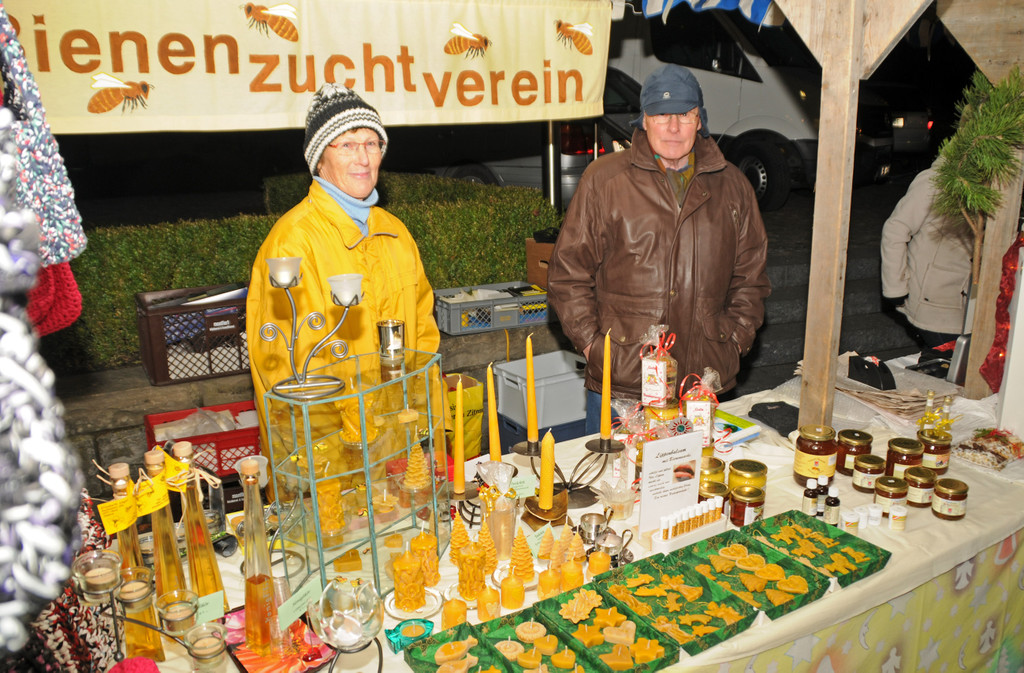 Adventmarkt H__chst 01-12-2012 41_jpg-1354452025
