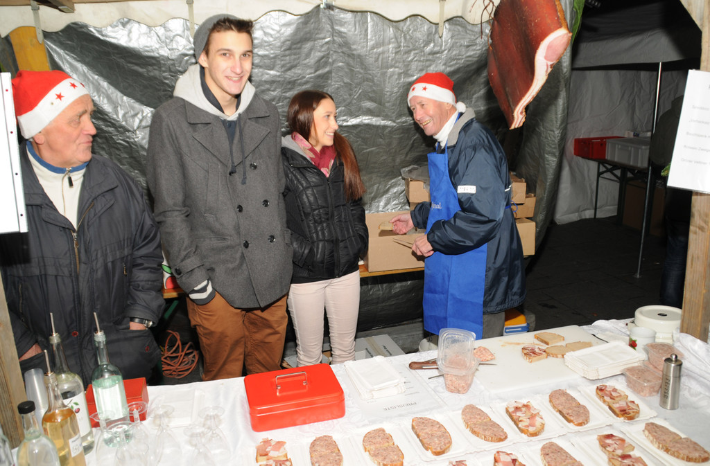 Adventmarkt H__chst 01-12-2012 50_jpg-1354452055