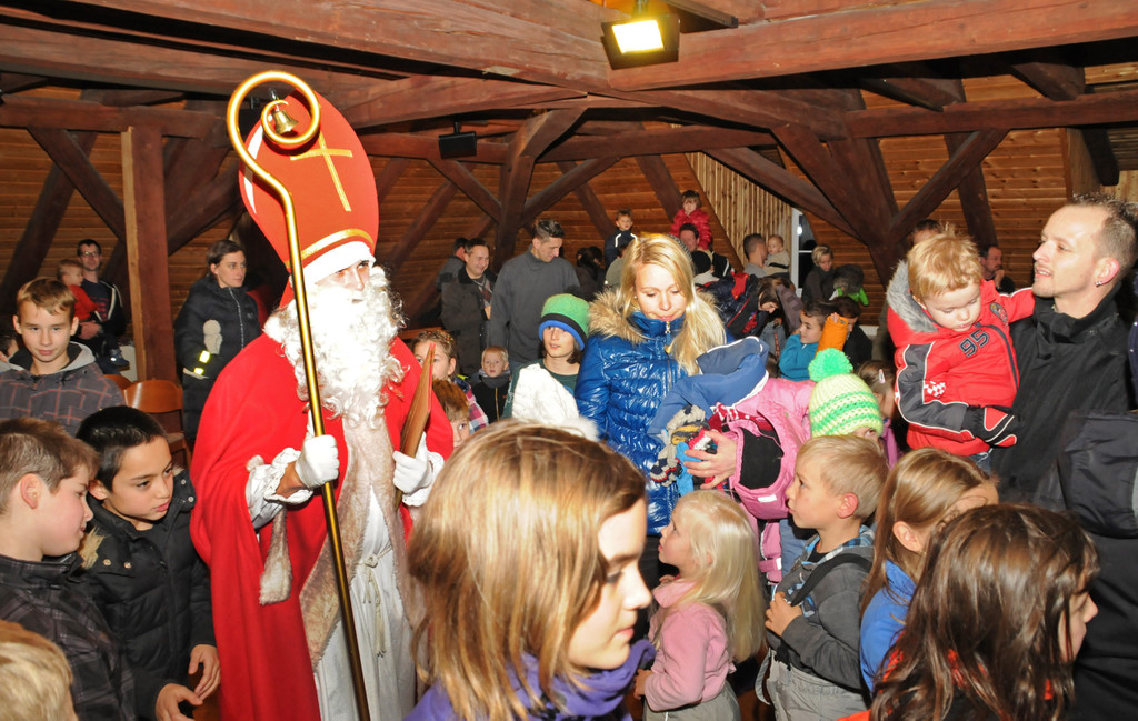 Adventmarkt H__chst 01-12-2012 109_jpg-1354452236