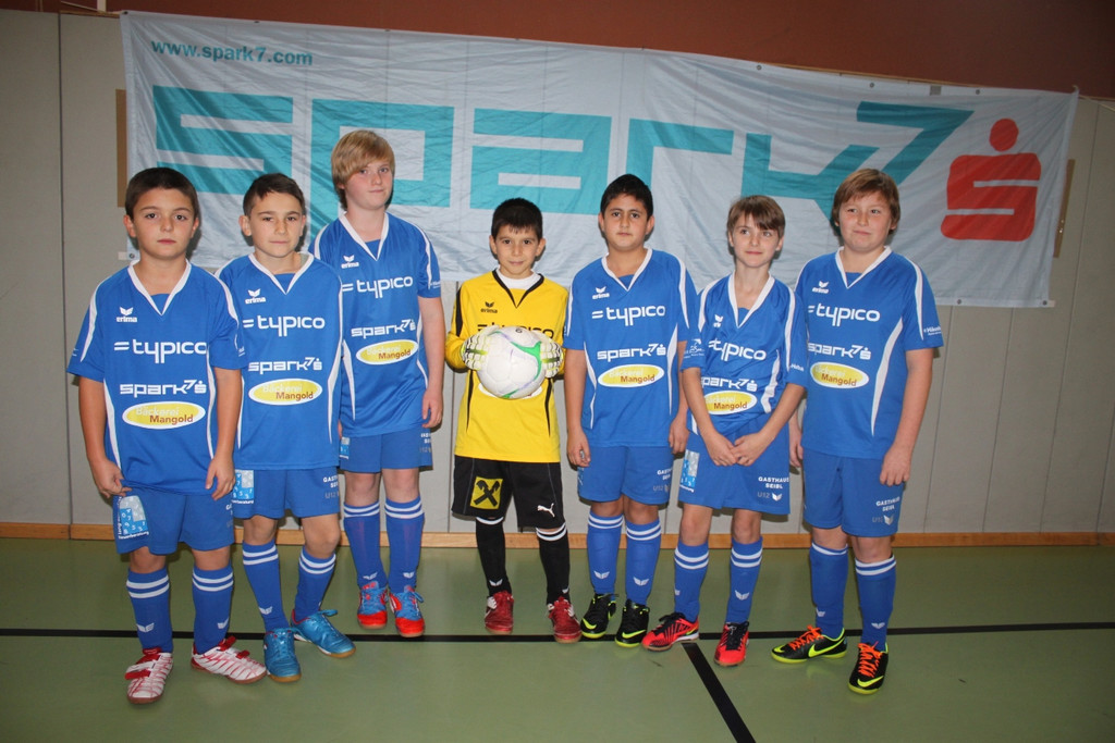 Fussball Nachwuchs HALLE Team U 12 02-12-2012 _1__jpg-1354468783