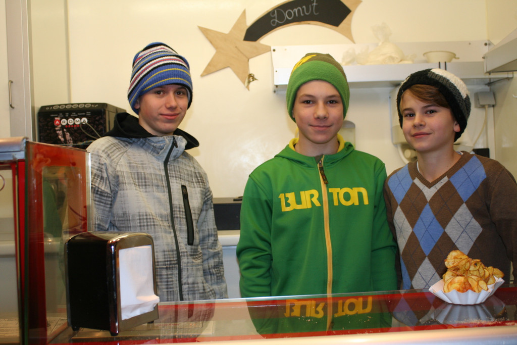 IMG_9934_JPG-1354526415