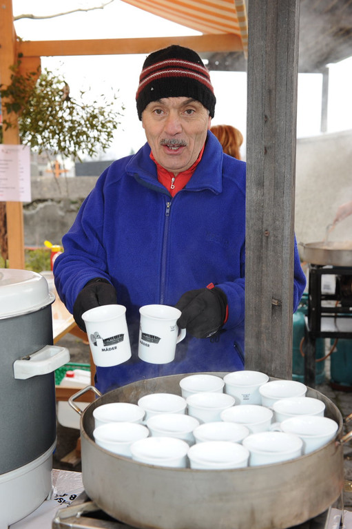 WeihnachtsmarktMaeder 146.JPG